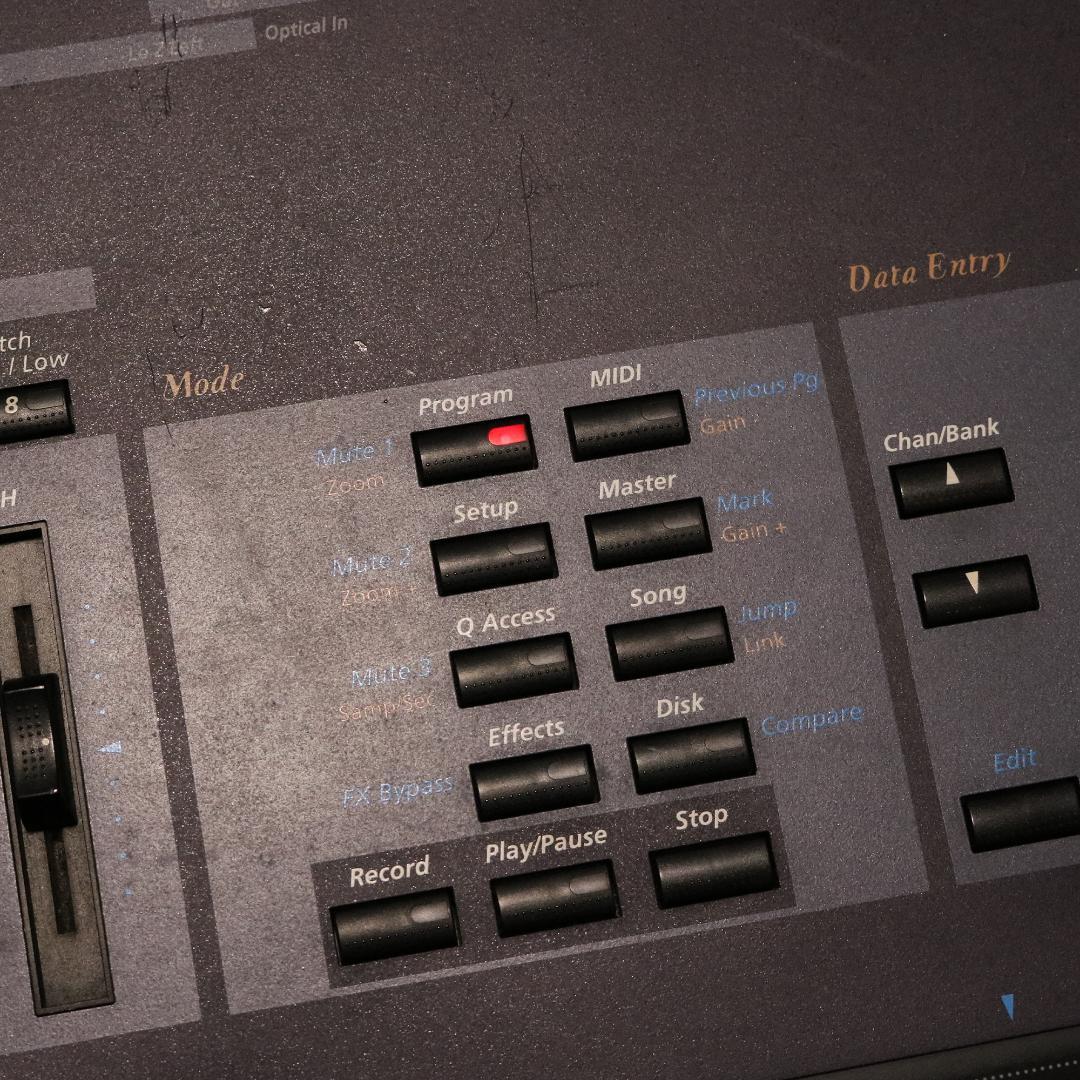 KURZWEIL K2600X シンセサイザー カーツウェル 88鍵フル