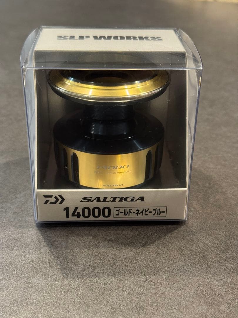 SLP WORKS SALTIGA 14000 ゴールド・ネイビーブルー