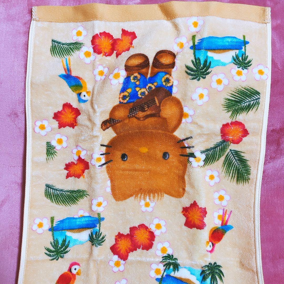 希少レア　ハローキティ　ダニエル　日焼け　ハワイ　タオル　1999 サンリオ