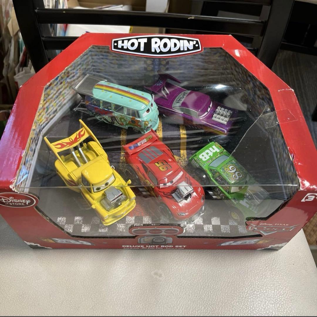 ディズニーストア　カーズ　カスタム　ホットロッド　ミニカー　5台セット