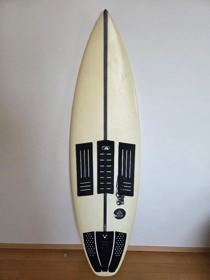 ＪＳ surfboard ＡＩＲ１７Ｘ hyfi
