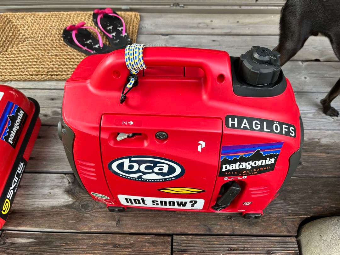 ★美品★ポータブル発電機 EU9i entry燃料携行缶接続キット付き