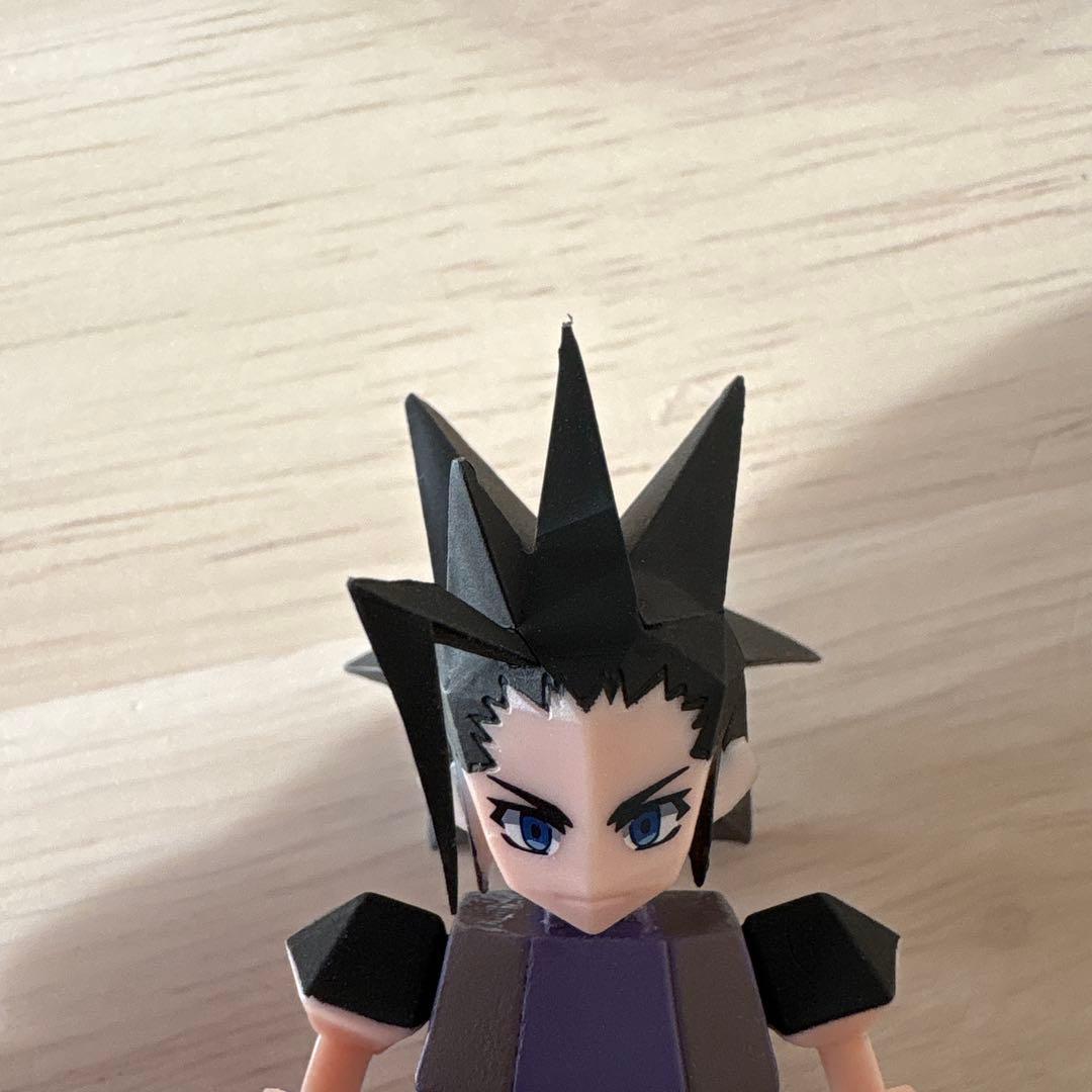 FINAL FANTASY Ⅶ REBIRTH 発売記念くじＧ賞 ミニフィギュア