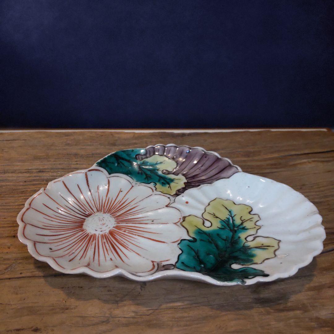 古九谷変形皿～(2ヵ所ケガ有ります)
