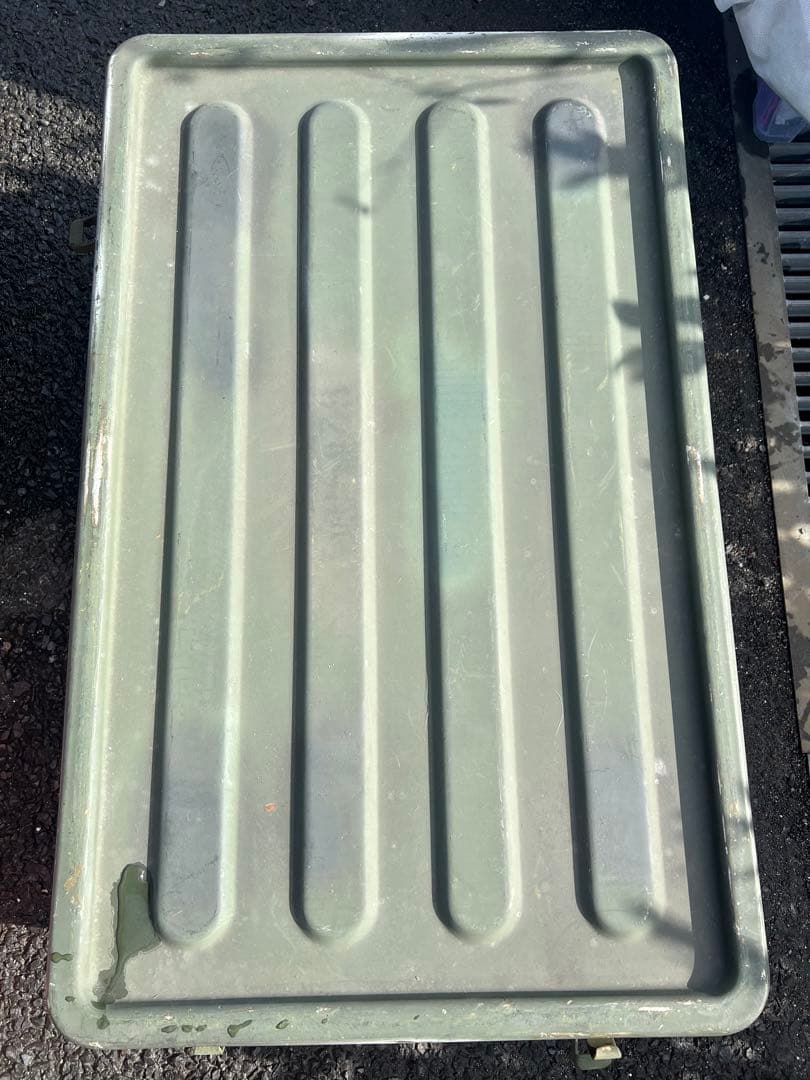 米軍放出品　美品　ベトナム戦争　車載コンテナ　大型収納ボックス