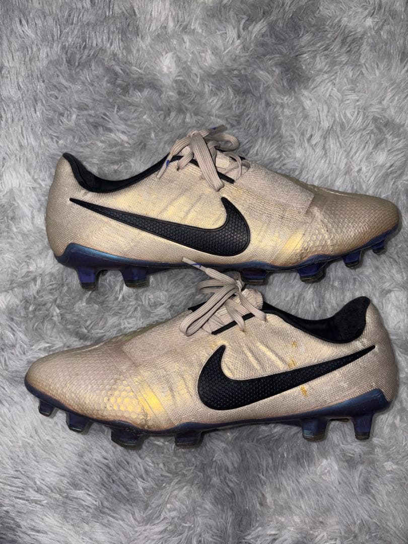 Nike ファントムヴェノム FG テラパック