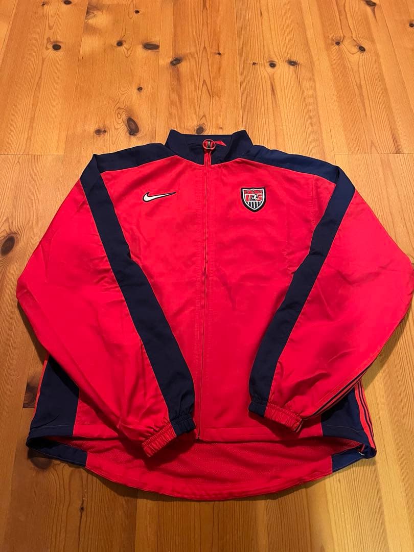 NIKE ナイキ　USA ウインドブレーカー　レッド　サイズXS