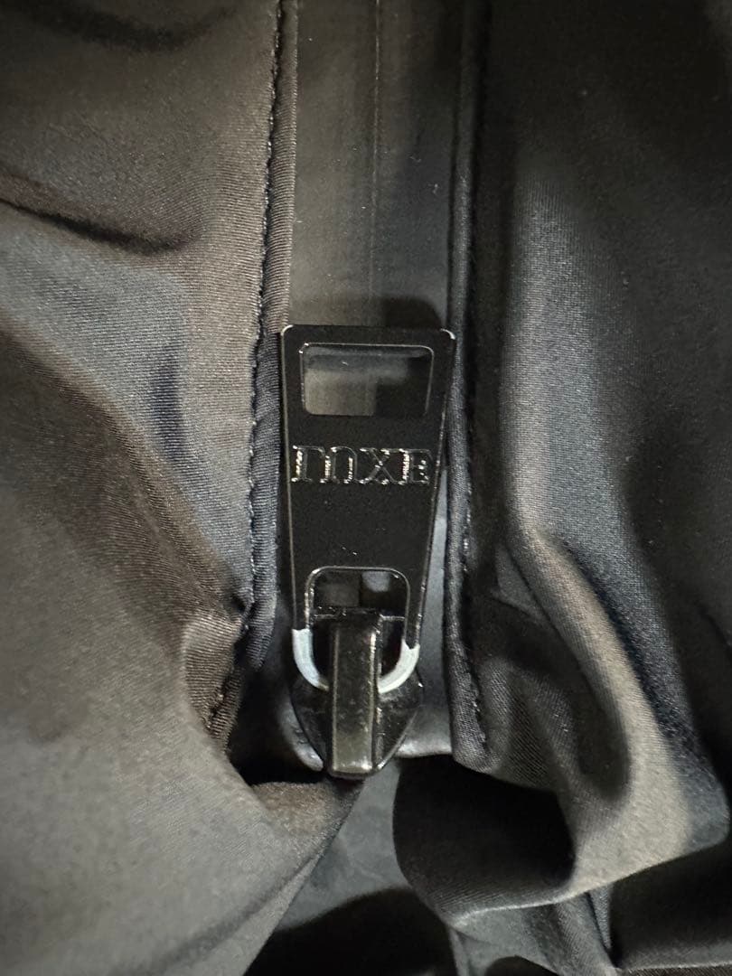 LUXEAKMPLUS フード付きダウンジャケット