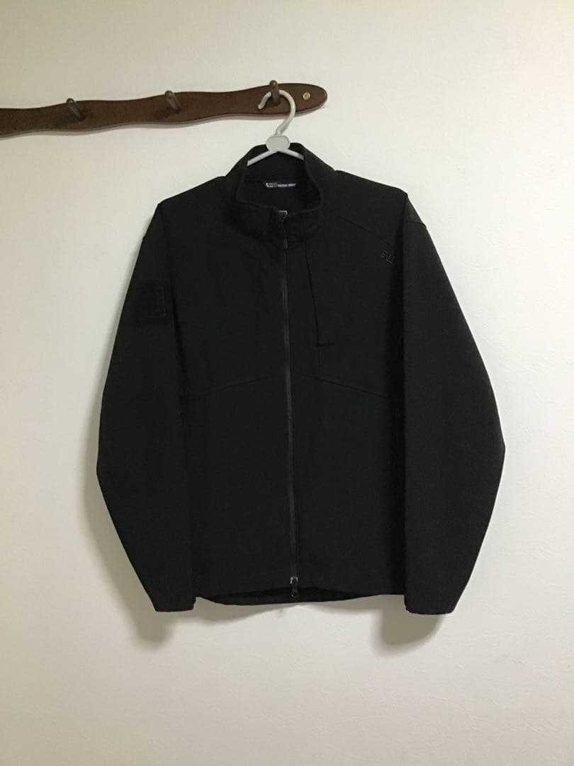 米軍放出品　5.11 TACTICAL SERIESソフトシェルジャケット中古品