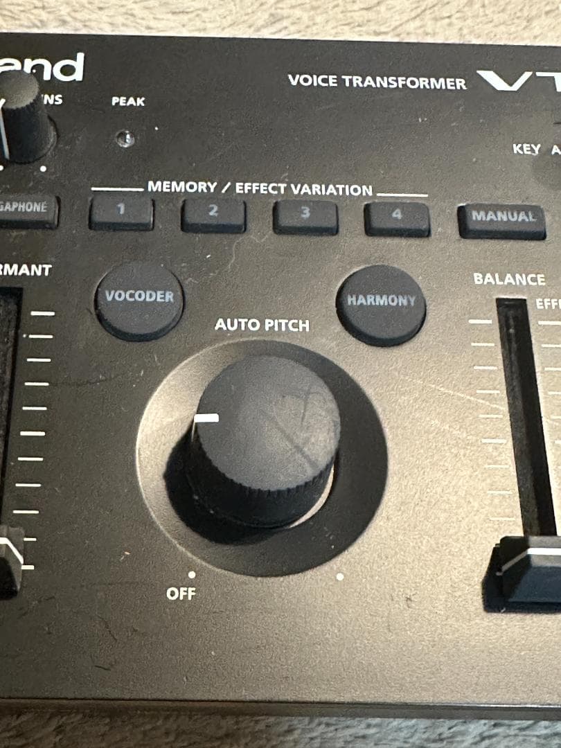 ROLAND VT4 ボイス・トランスフォーマー　ボーカル・エフェクター 本体