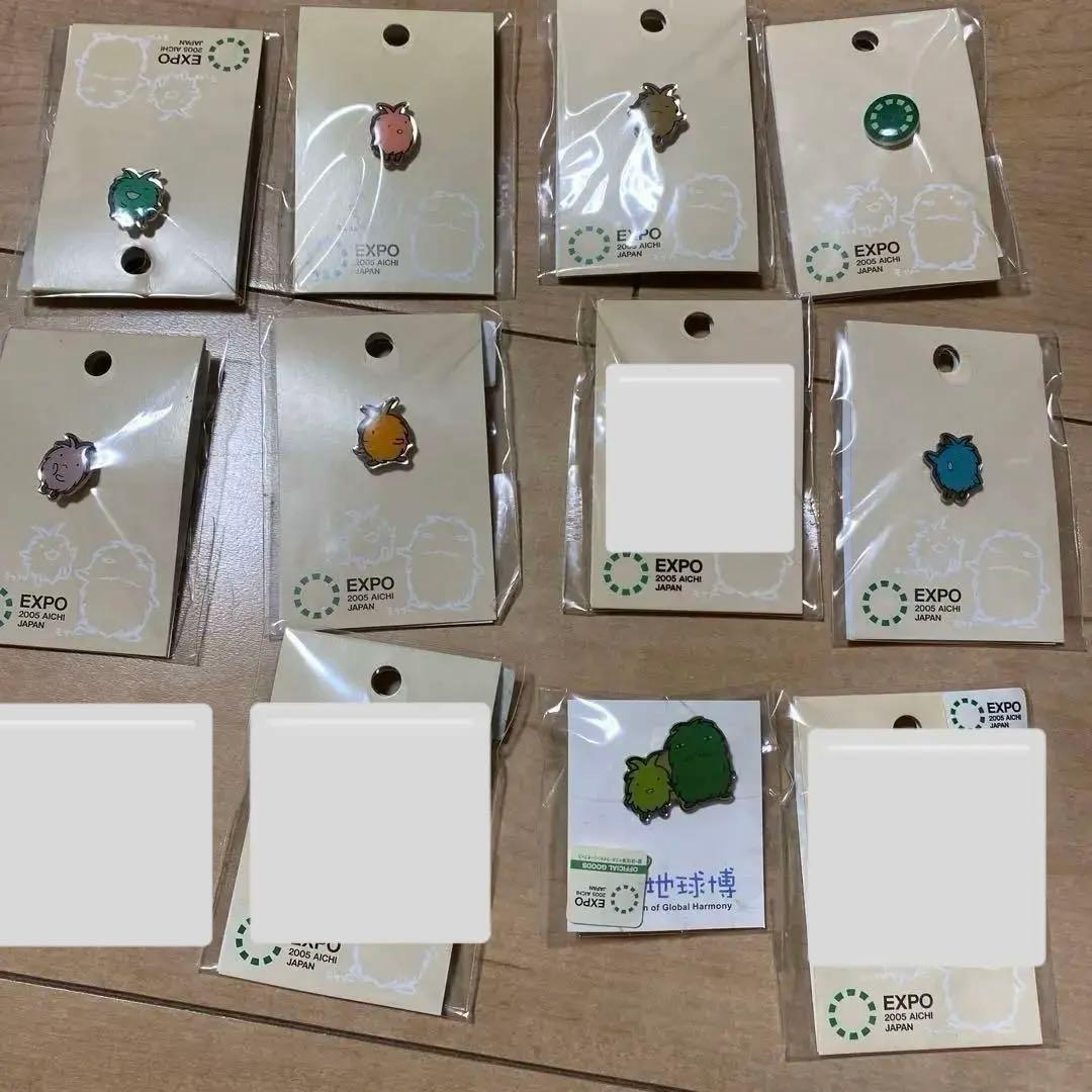 エキスポ2005愛知の緑色キャラクターのピンバッジ8個セット⑥