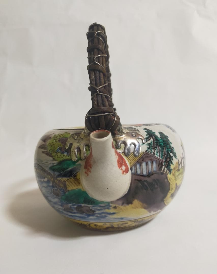 古九谷粟屋窯色絵山系図手付大急須銀の留め金