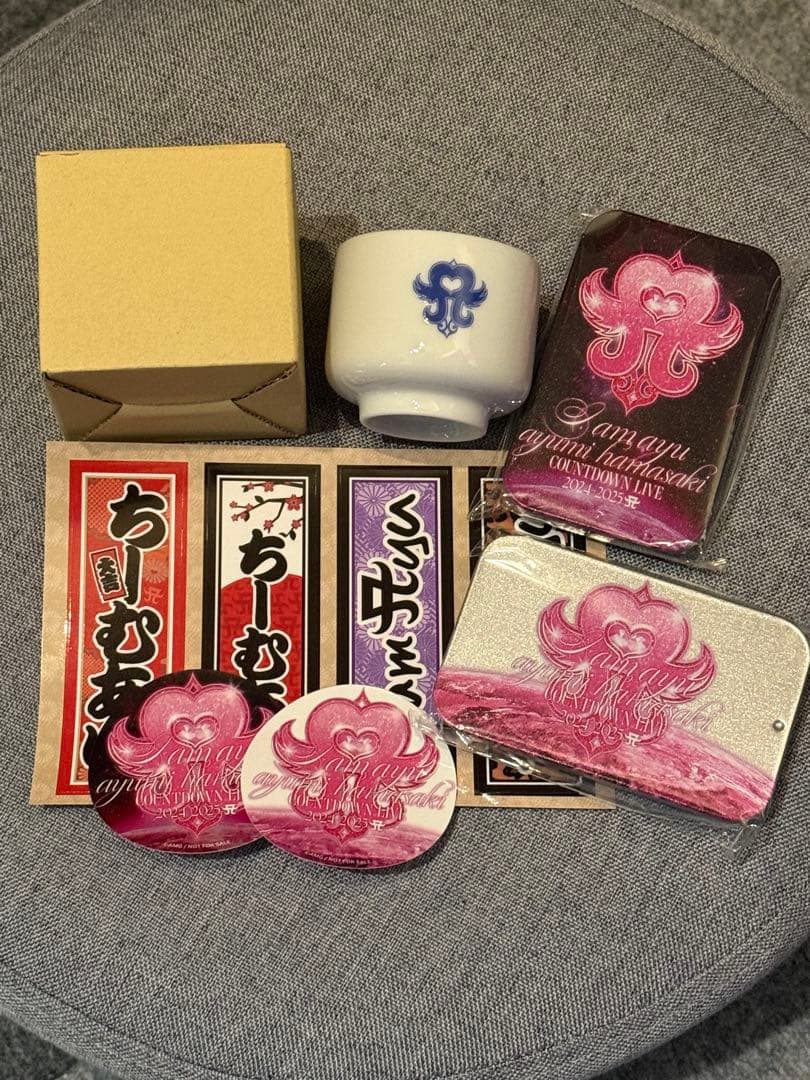 ［新品］浜崎あゆみ カウントダウン おちょこ&ステッカー、ミント缶セット