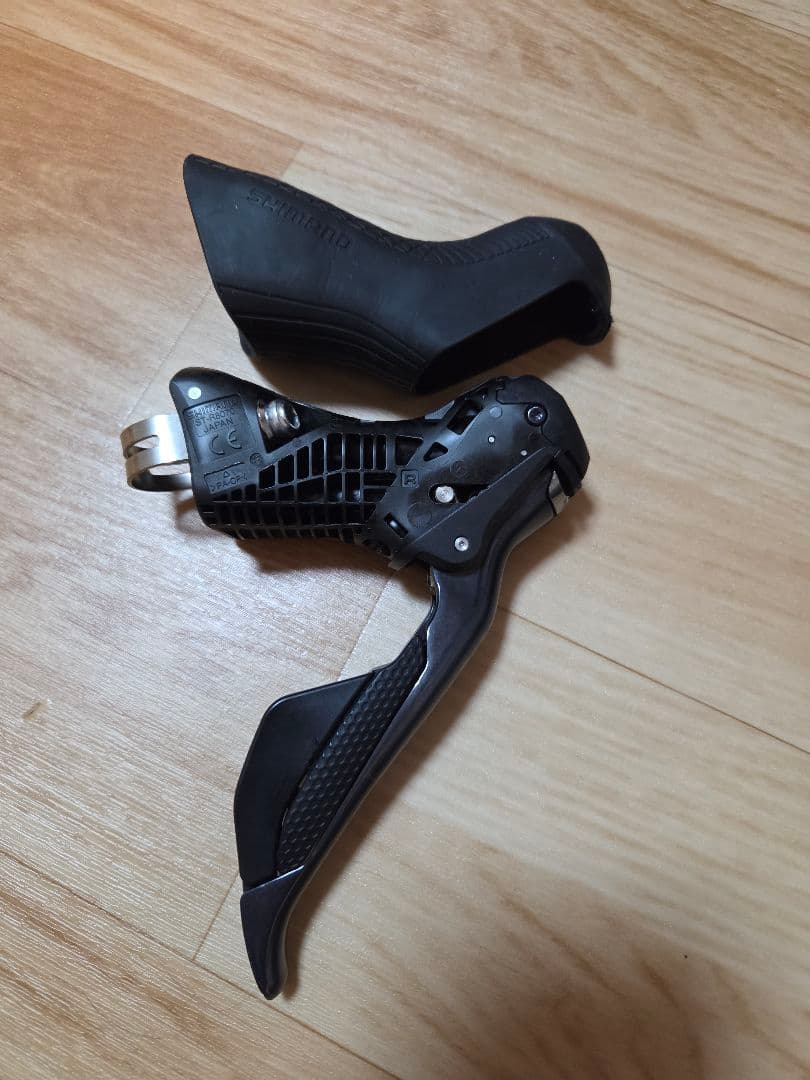 SHIMANO（シマノ）　アルテグラ　右のみ　ST-R8070　中古品