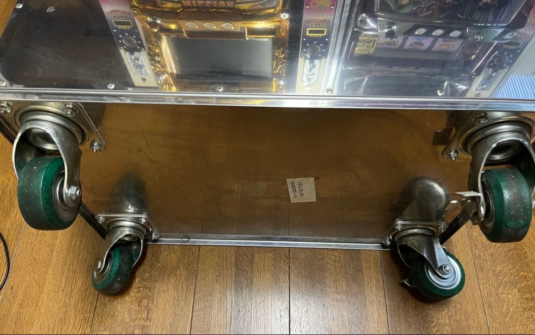 【専用出品】メダルタンク(メダルストッカー)とメダルジョッキ3個セット　送料込み