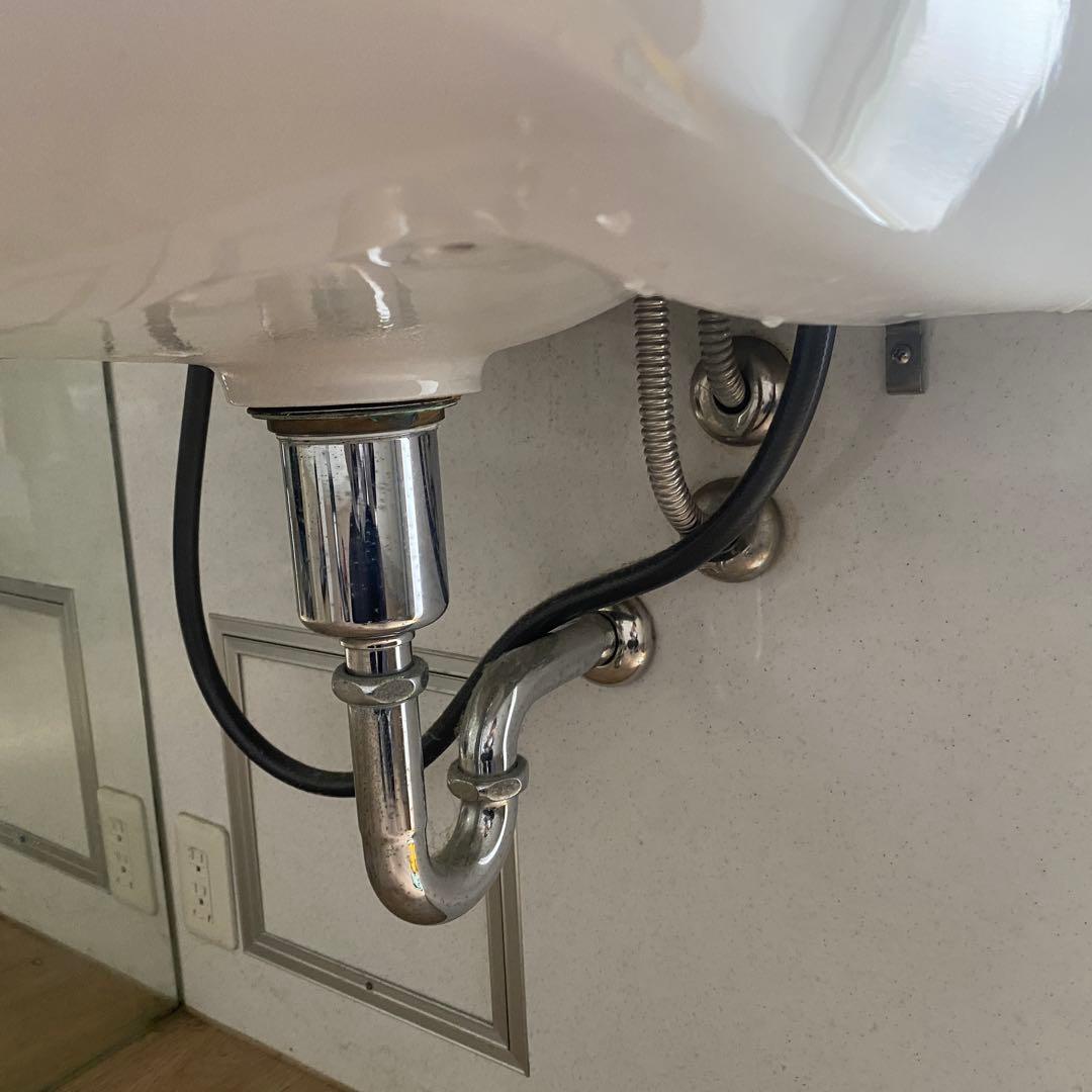 タカラベルモント 製シャンプーボール　上部サーモ付き　取り付け金具有り　美容室