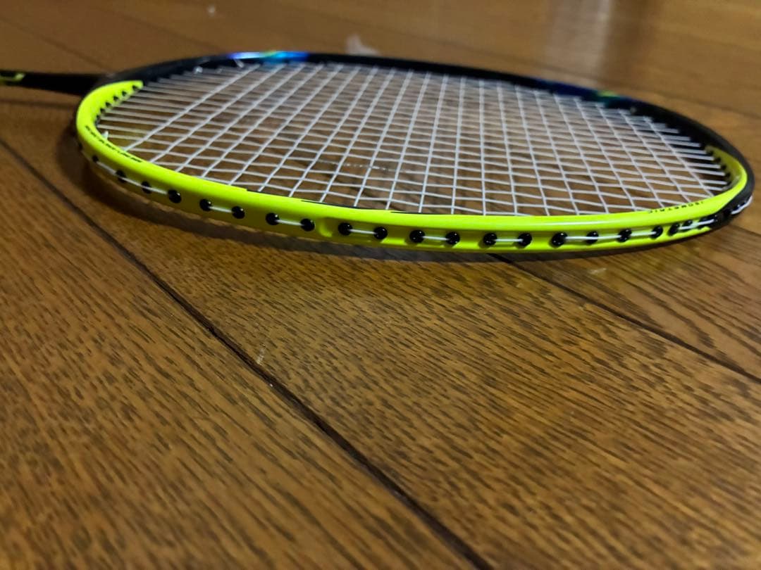 ASTROX 77 バドミントンラケット ケース付き