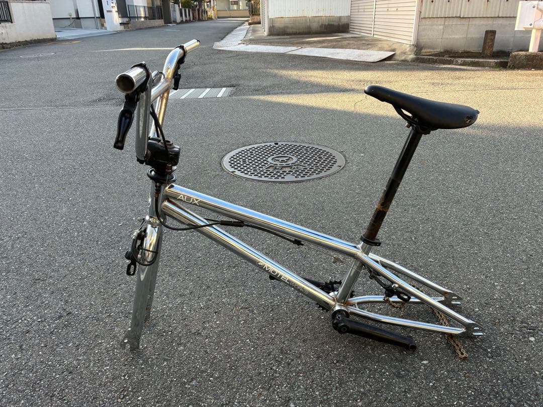BMX MOTELWORKS AUX モーテルワークス