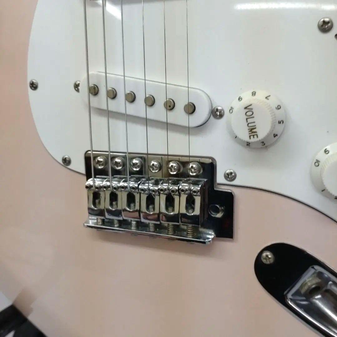 カワイイ！ピンクのストラト！ギター　エレキギター