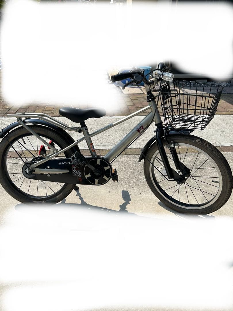 子供用自転車　18インチシルバー　 大阪　引き取り限定