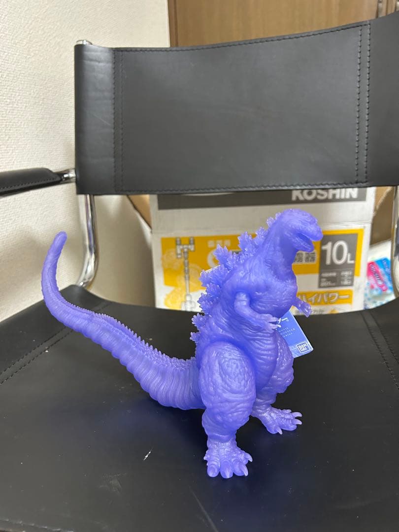 台湾限定　クリアパープル　ゴジラ2016 ソフビ タグ　展覧限定