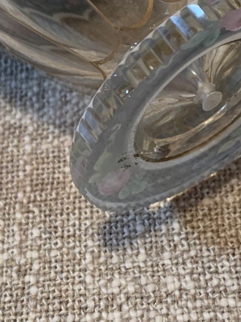 フランス製　アンティークの手書きのエナメル花柄ガラスのゴブレット！素敵です！