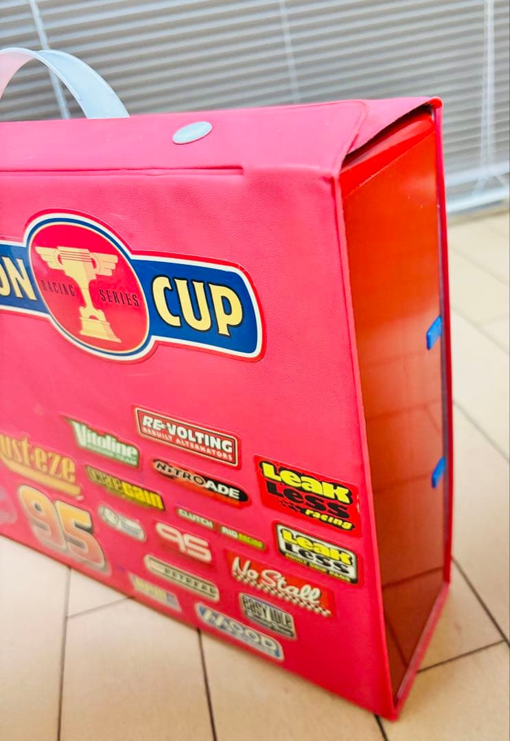 【廃盤希少商品‼︎】カーズ•トミカ19台/収納バッグ/トレーラーマックセットです☆