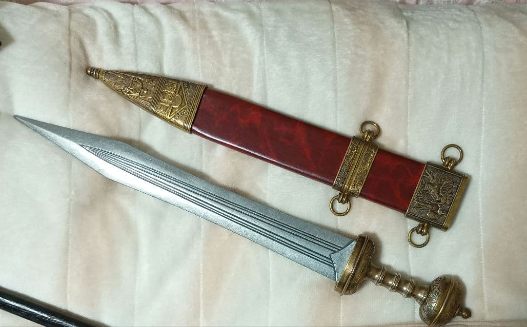 DENIX グラディウス シーザーソード ゴールド　赤い鞘　革風の鞘 剣