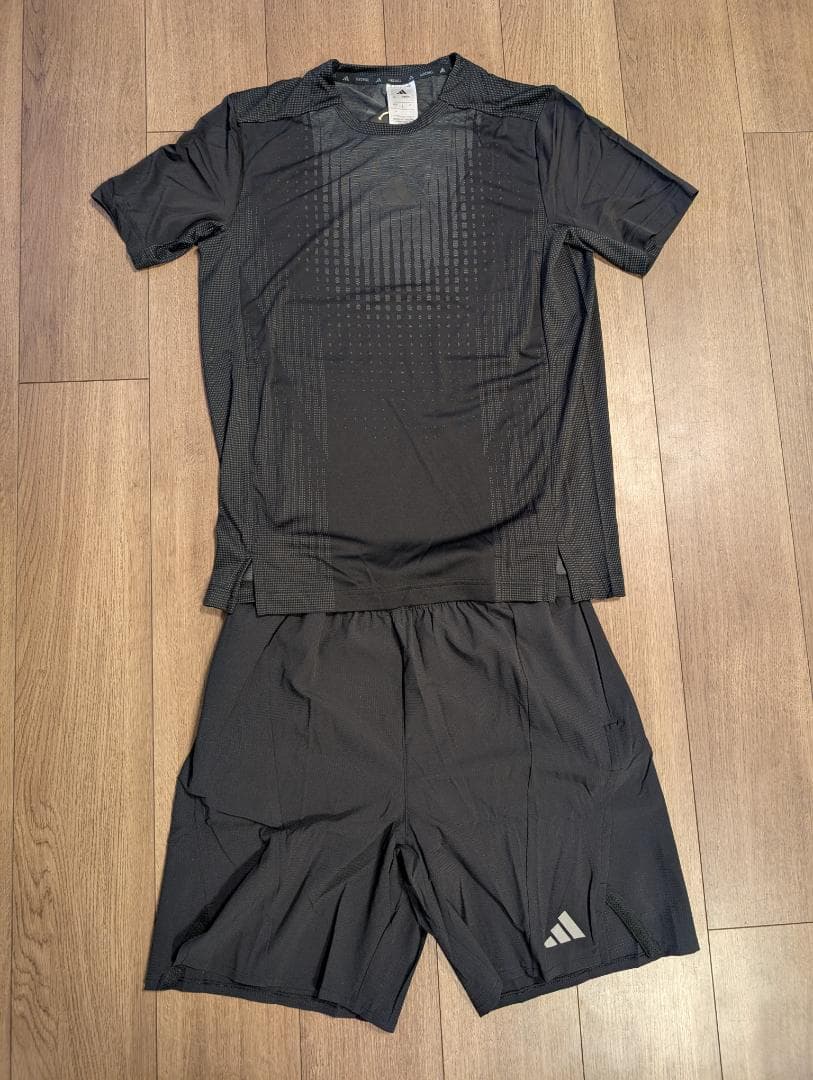 ★新品未使用／adidas（アディダス）トレーニングウェア上下セット★