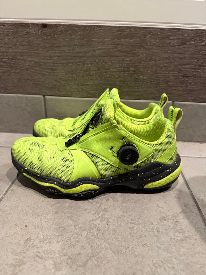 adidas BOOST 蛍光イエロー シューズ