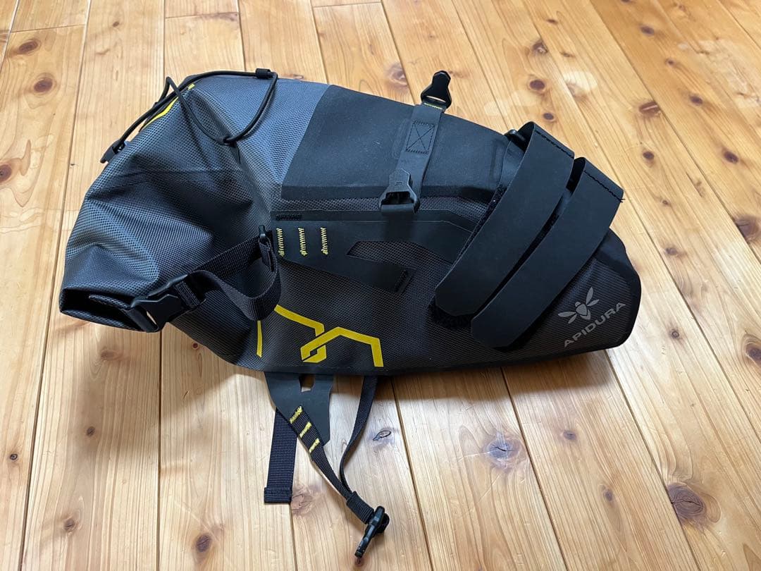 apidura アピデュラ　エクスペディションサドルパック　9L