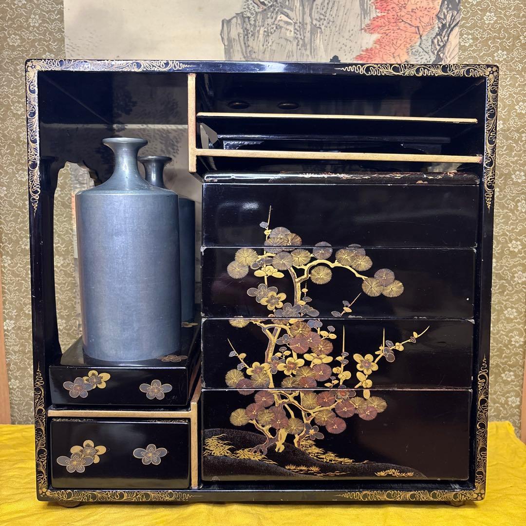 古美術 大名弁当 梅 　松 手提箱 漆器 時代物 稀少物