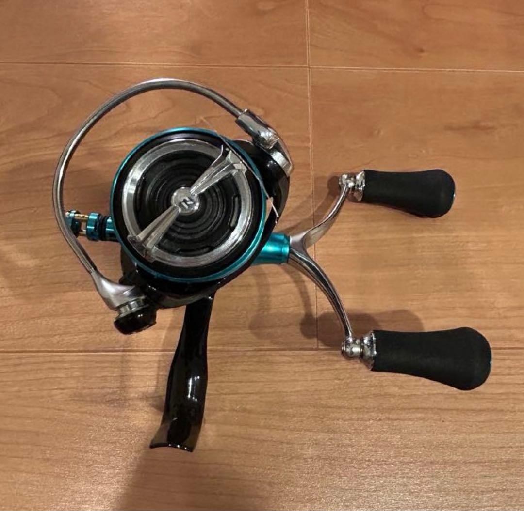 ダイワ エメラルダス 2500S-H-DH スピニングリール DAIWA