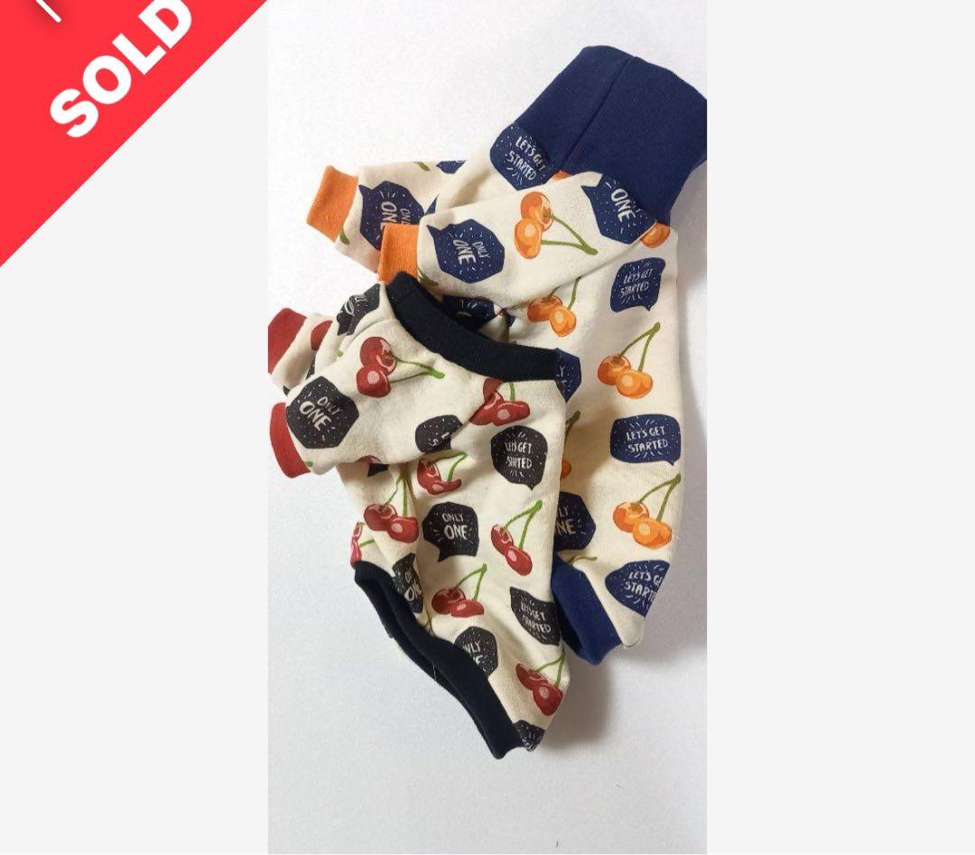 おそろい服　　裏毛ニット