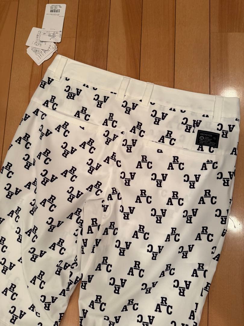 新品未使用　アルチビオ　ホワイト ロゴプリント スリムフィットパンツ