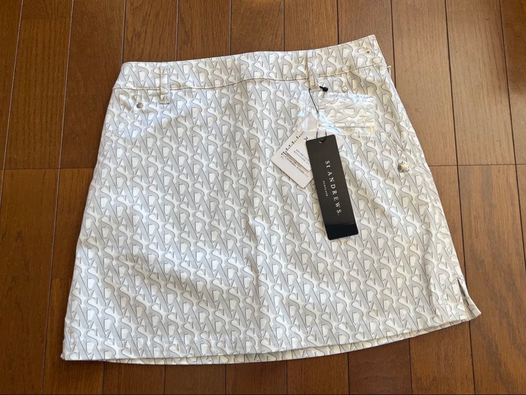 セントアンドリュース　ゴルフスカート　新品未使用　タグ付き