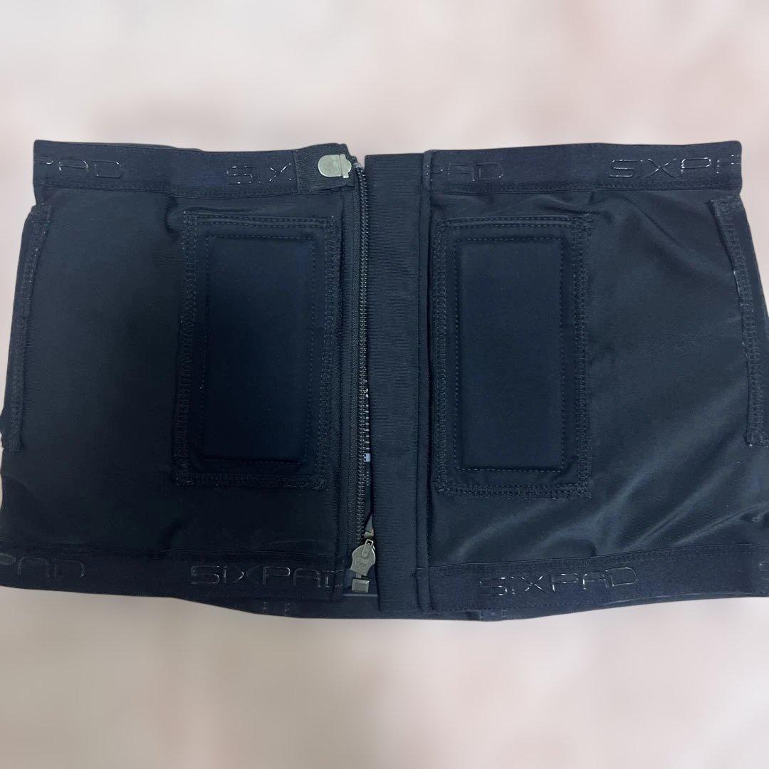 【美品】Mサイズ シックスパッド コアベルト SIXPAD 正規品