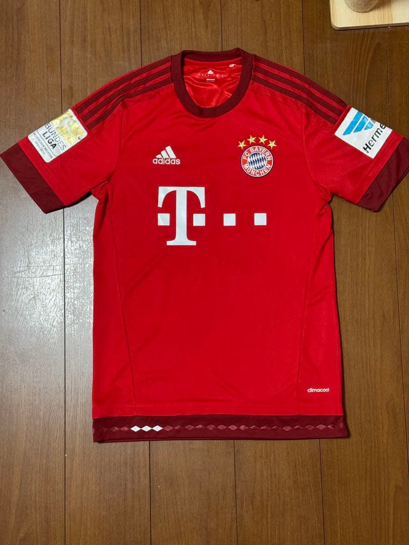 バイエルンミュンヘン(H) ユニフォーム　シャビアロンソ2015/2016