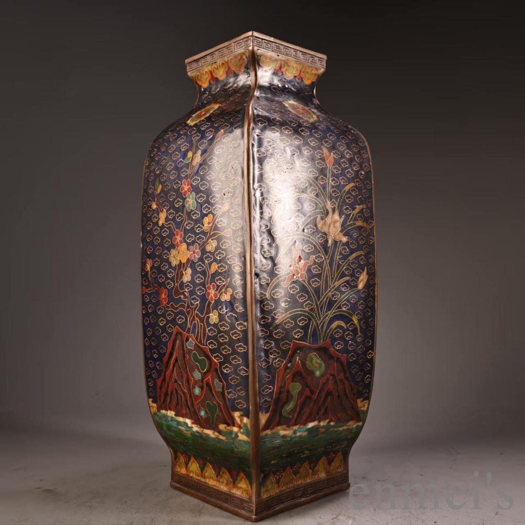 中国古美術 旧蔵 景泰藍七宝方瓶 梅・蘭・竹・菊 高浮雕鍛金 純銅 極細工 置物