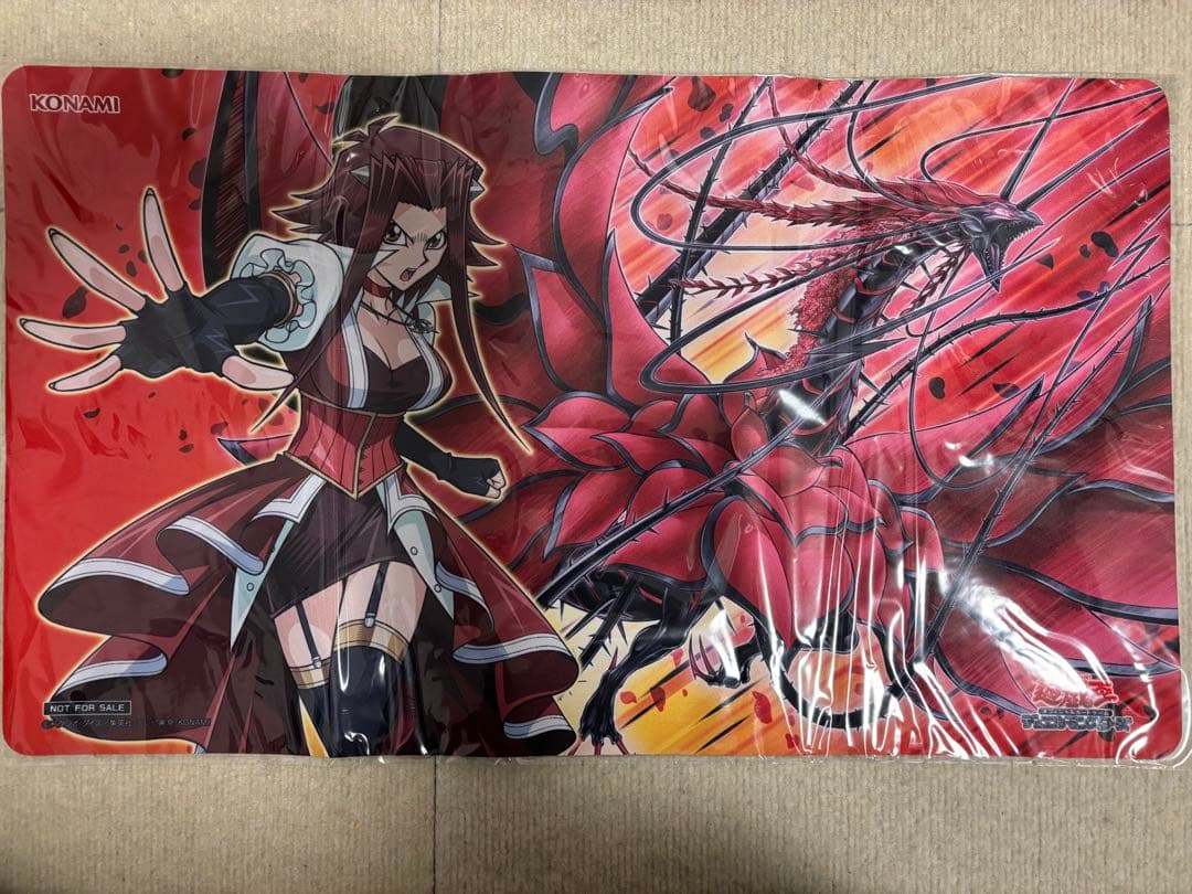 十六夜アキ TSUTAYAトーナメント プレイマット ブラックローズドラゴン