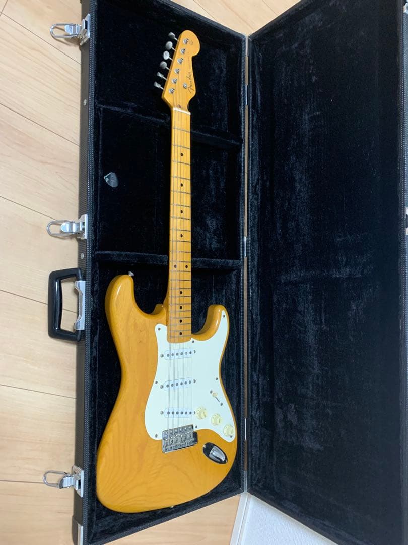 フェンダー ジャパン st54 custom edition