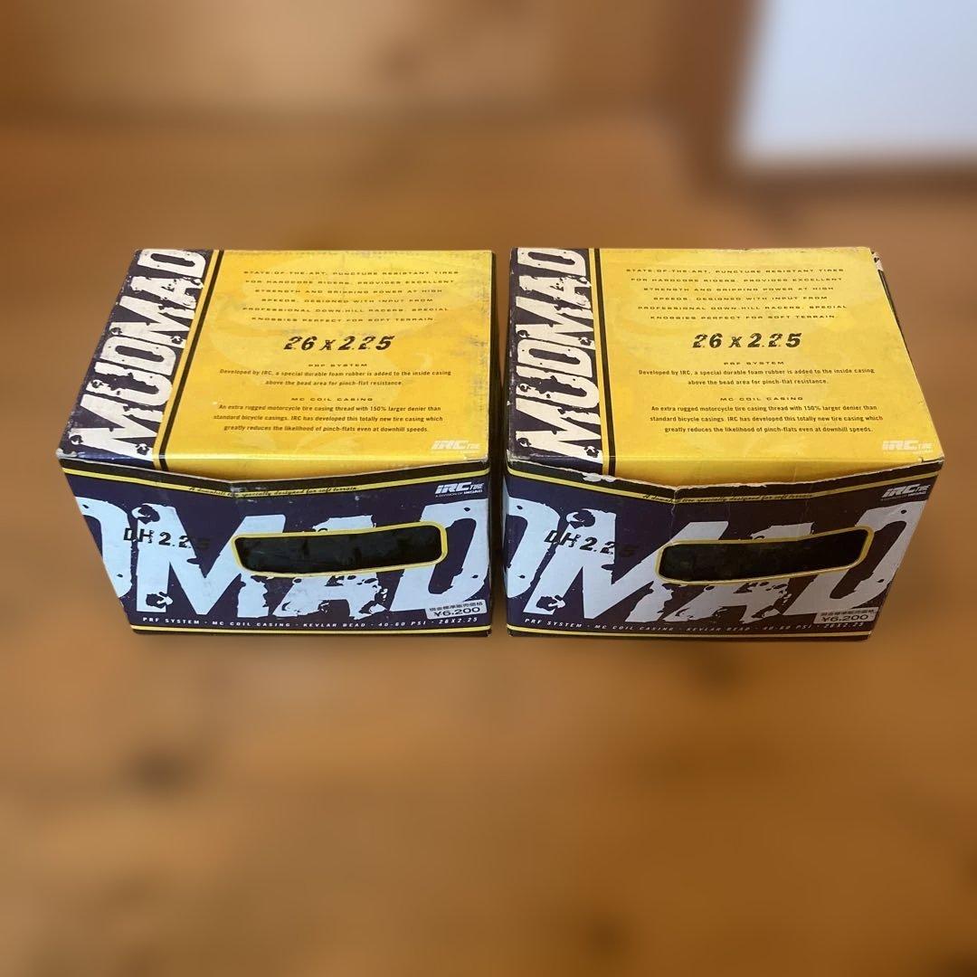 IRC MADMAD DH2.25 26 x 2.25 タイヤ 2本セット