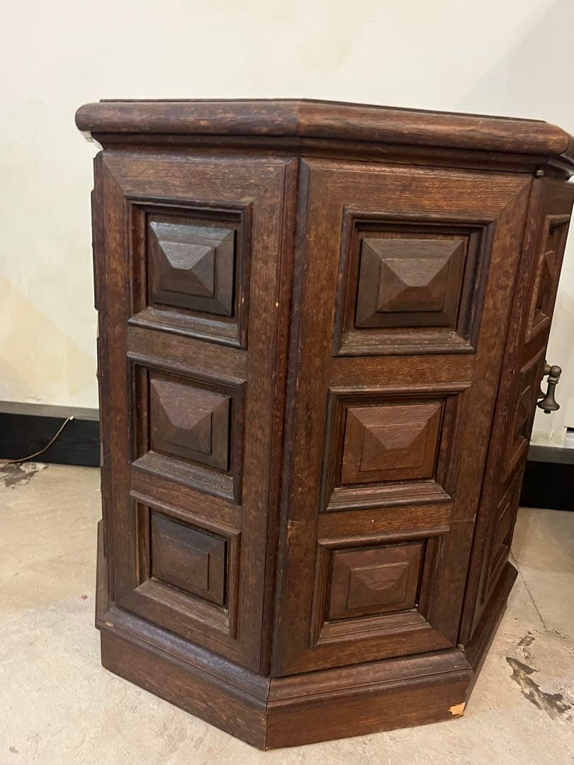 スペイン　アンティーク　オクタゴンサイドテーブル