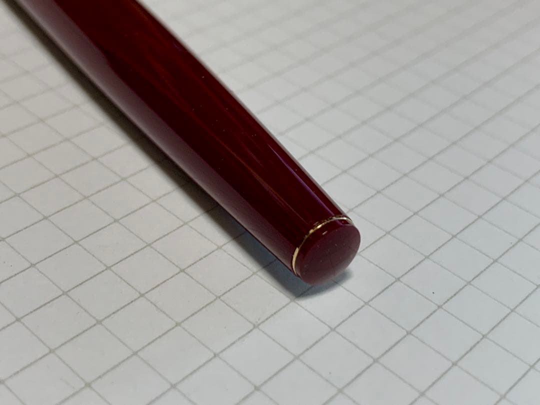 美品箱付き　モンブラン　クラッシック　ボルドー軸　万年筆　14K 585