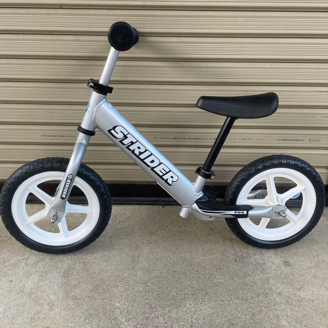 極美品STRIDER 12 PRO silver ストライダー12プロ シルバー
