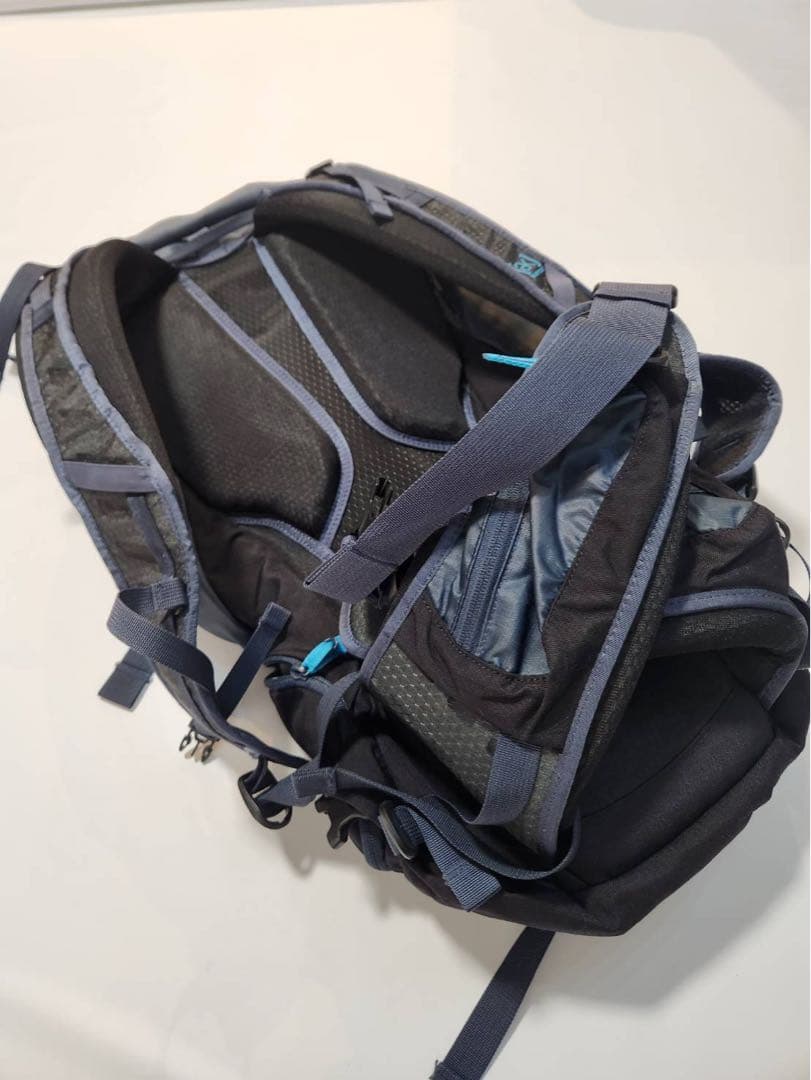 BURTONバートンak INCLINE30Lバックパック