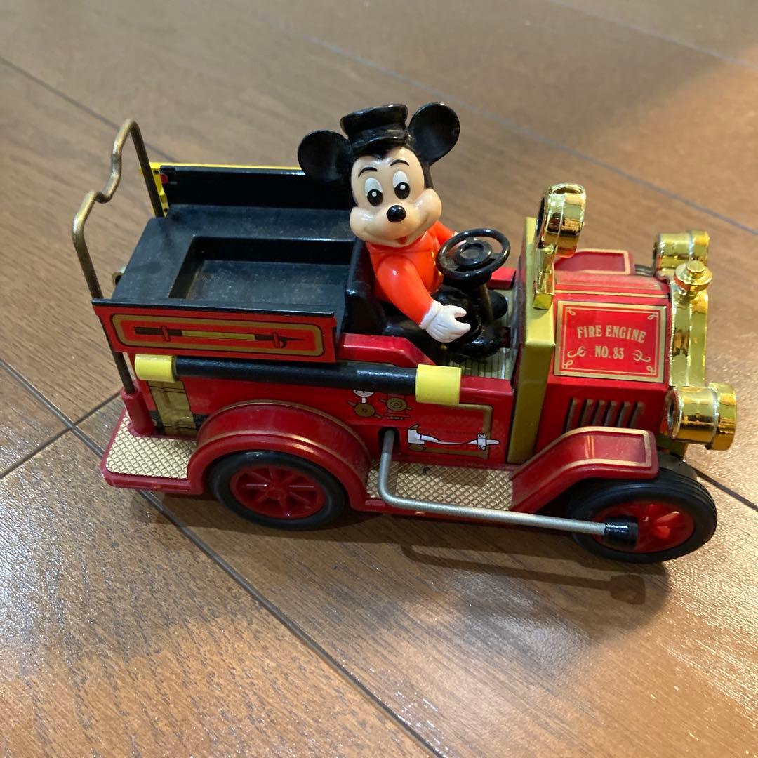 東京ディズニーランド ミッキーマウス 消防車