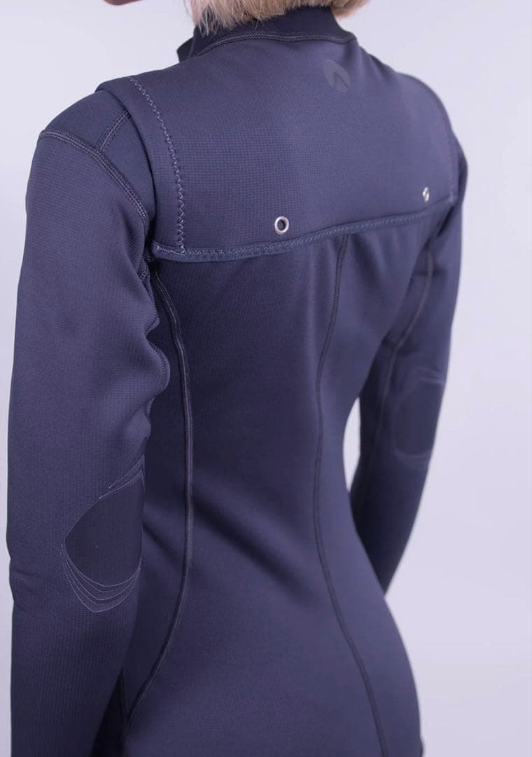 日本未上陸　濠SharkSkin高級T2 フルスーツ　グレー　（在庫１）