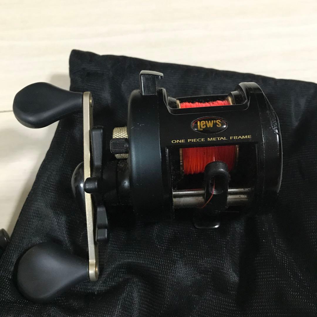 Lews リール
