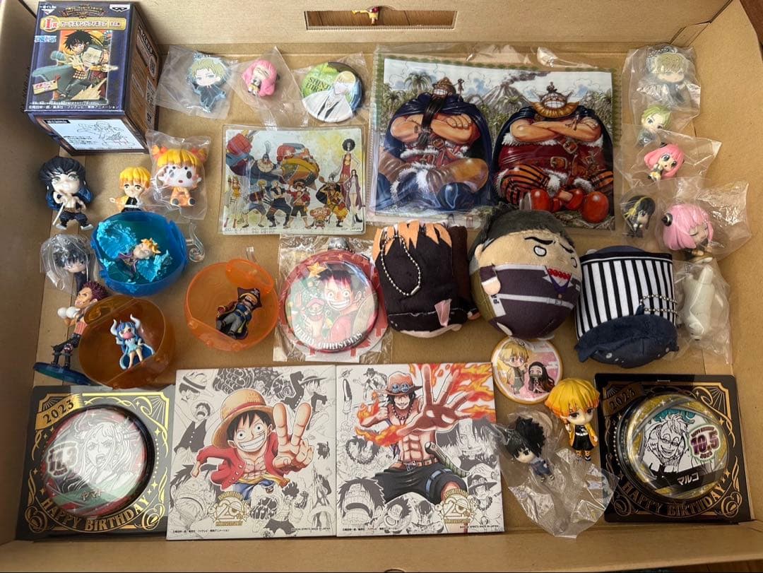 大量　アニメ　グッズ　まとめ売り　800点